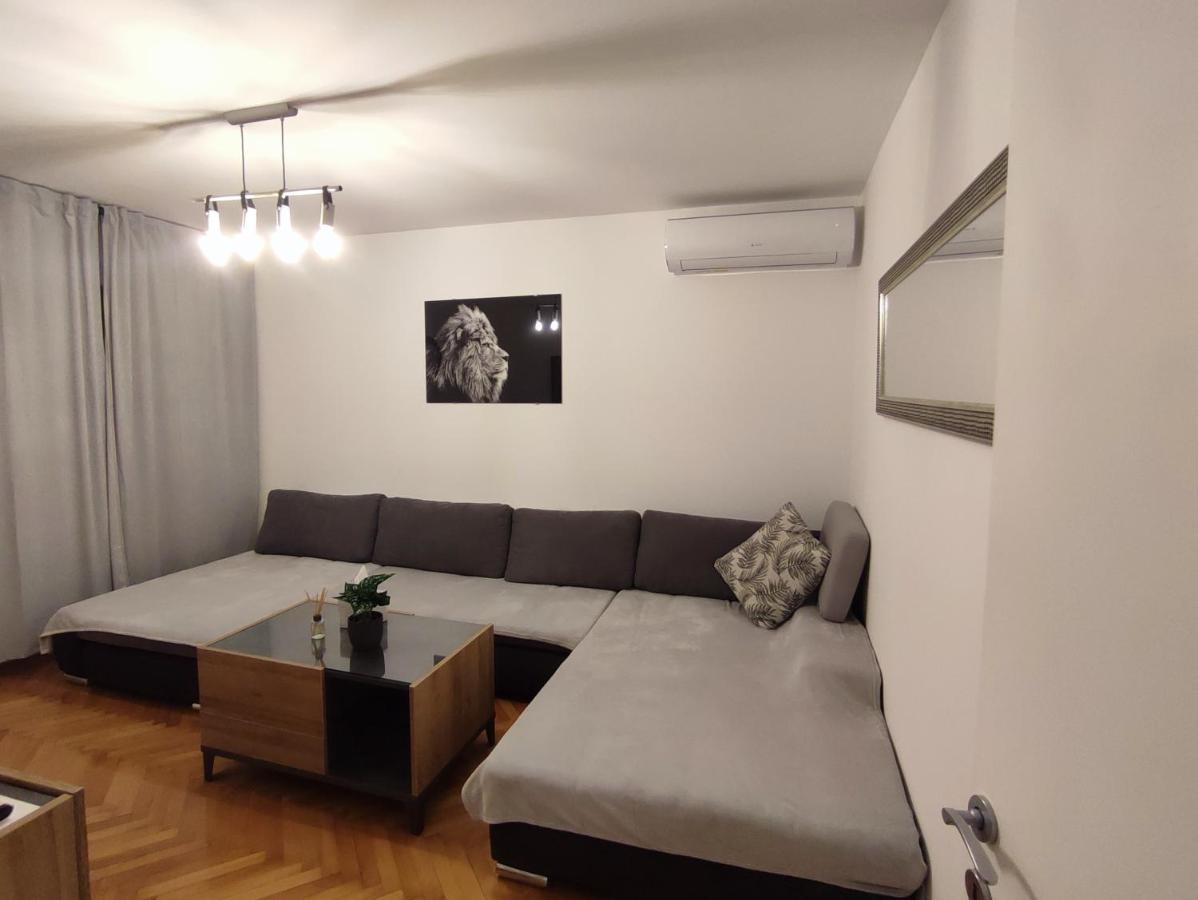 Apartman Ivan Appartement Kaštela Buitenkant foto